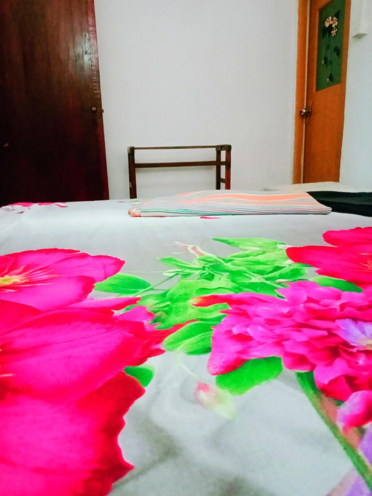 Sandaru Surffing Inn Weligama Phòng bức ảnh