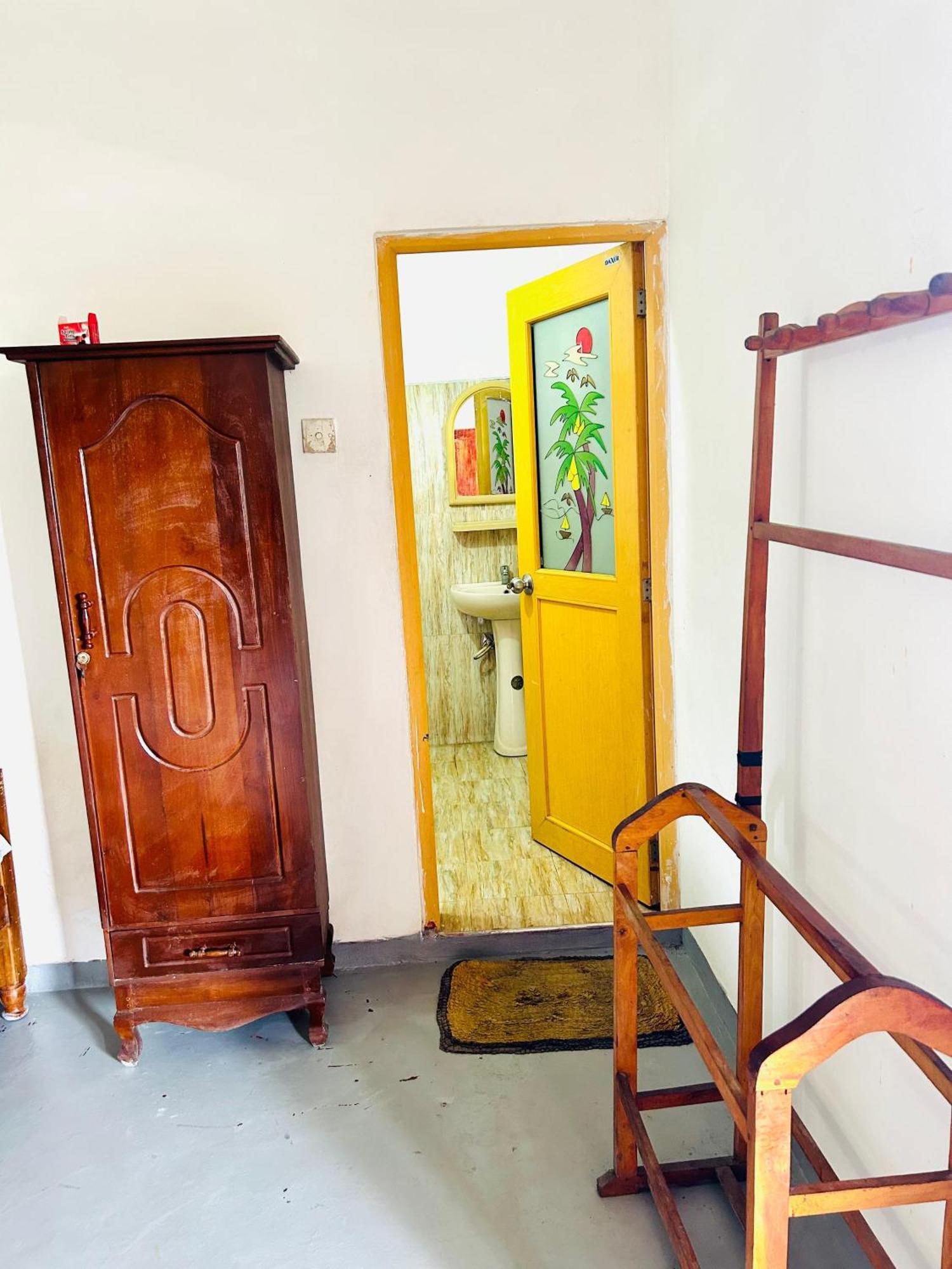 Sandaru Surffing Inn Weligama Phòng bức ảnh